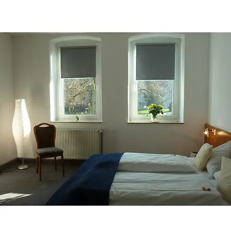 恩姆温克尔酒店 比勒费尔德