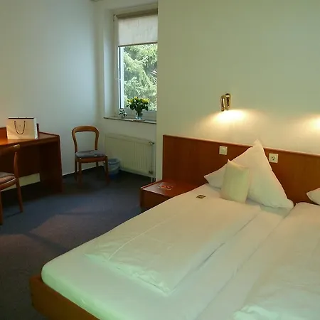 Hotel Im Winkel 2*